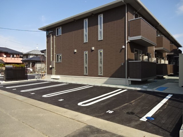 パーシモン三本柳の物件外観写真