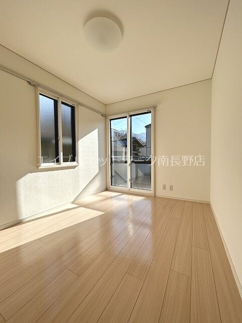 エターナル千曲の物件内観写真