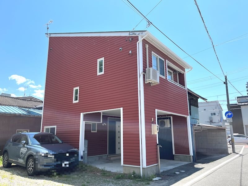 林貸家の物件外観写真