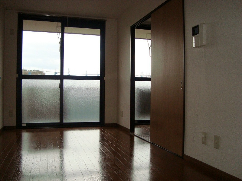 グランドパーク早川の物件内観写真