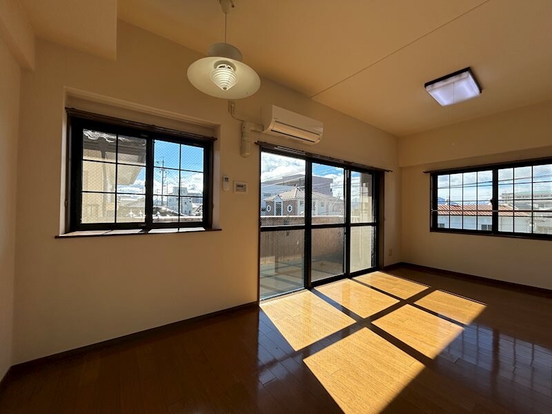 サンシャイン北松本の物件内観写真