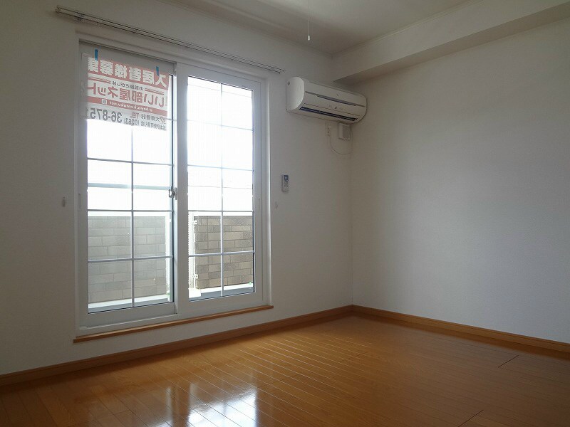 トゥー・ル・モンドCの物件内観写真