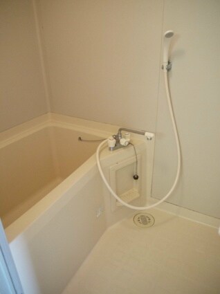 フレグランスアクローンの物件内観写真