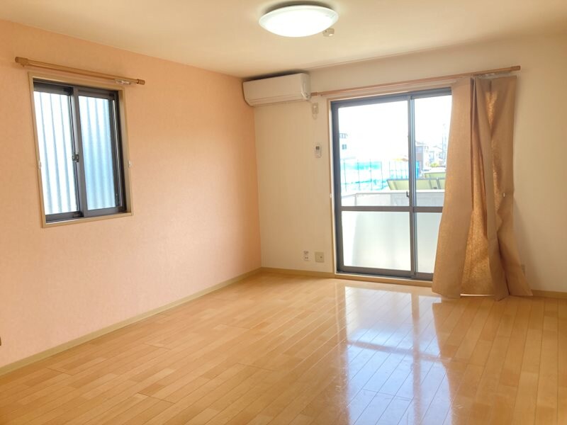 ソレーユ上原Ｂの物件内観写真