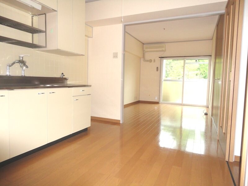 レジデンス美須々の物件内観写真