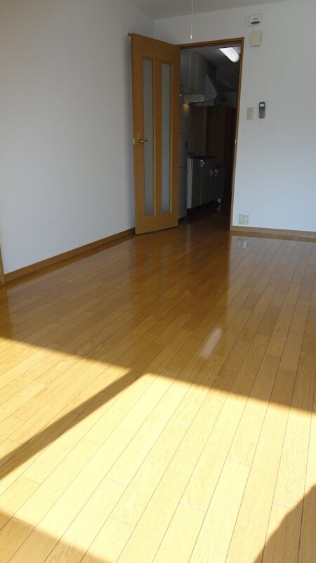 ロイヤルＭ橋詰の物件内観写真