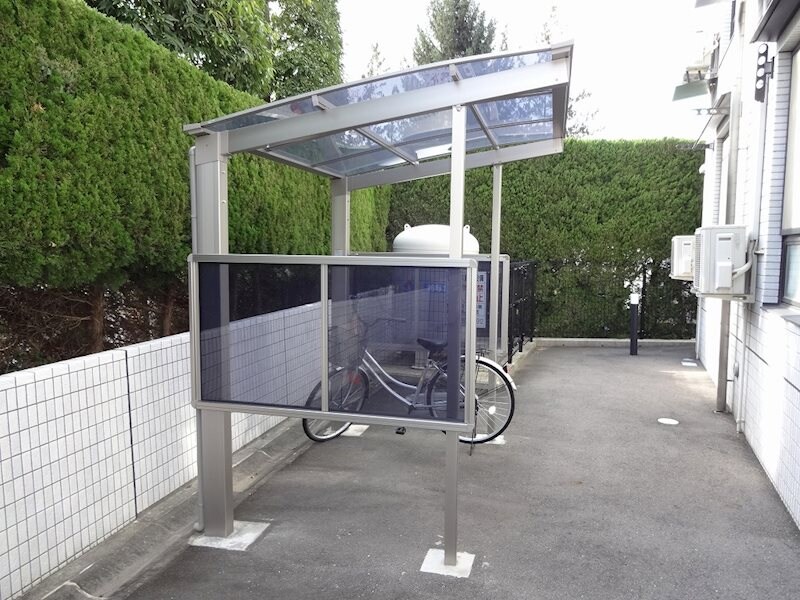 フローラルヒルズの物件内観写真