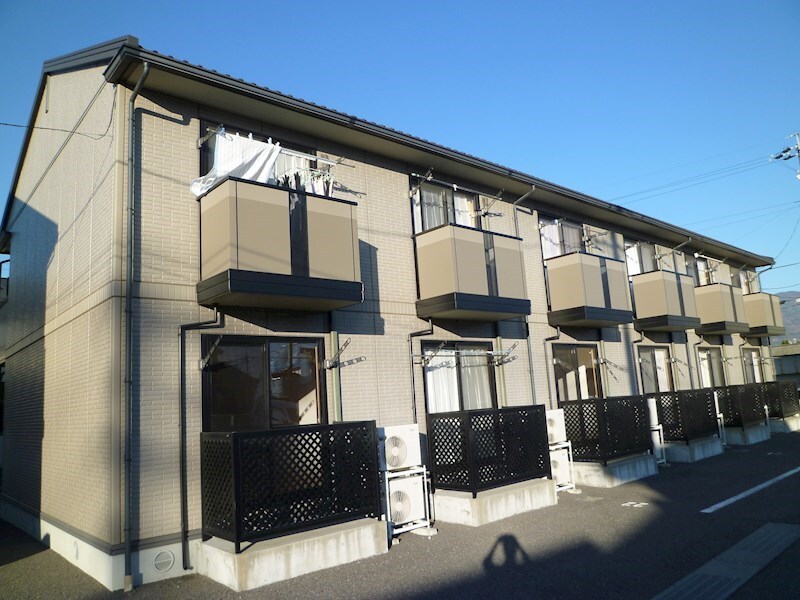 エクセレントタウン・村井Ａの物件外観写真