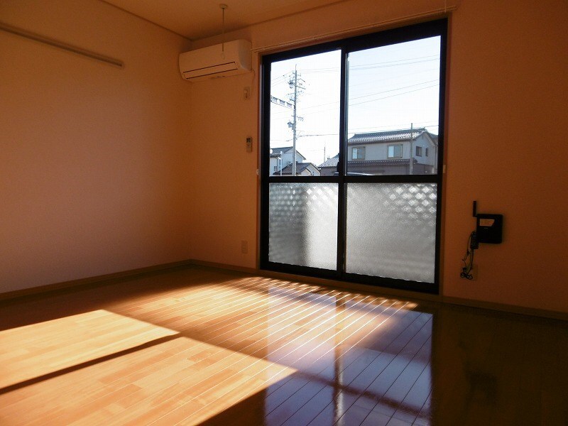 エクセレントタウン・村井Ａの物件内観写真