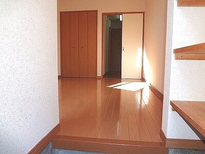 アーバンハウス深志の物件内観写真