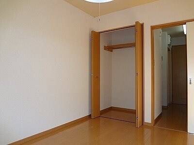 アーバンハウス深志の物件内観写真