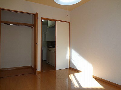 アーバンハウス深志の物件内観写真