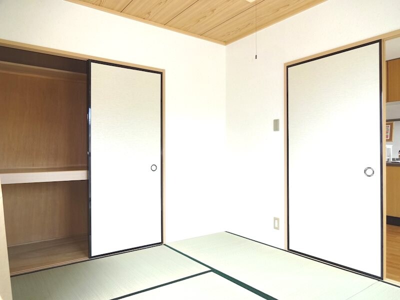 リンピアルネッサの物件内観写真