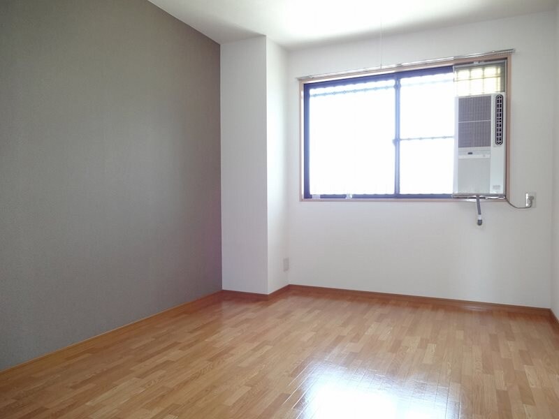 リンピアルネッサの物件内観写真