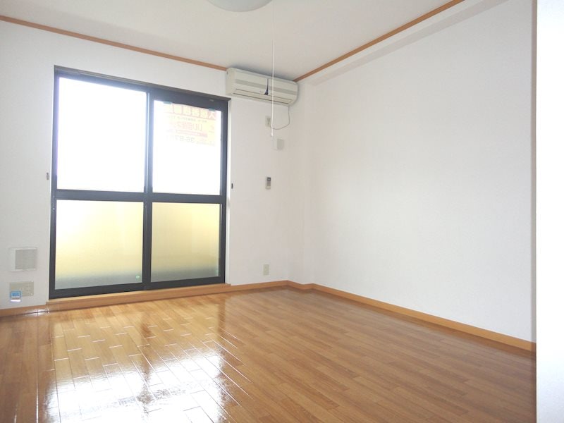 セレーノ鎌田の物件内観写真