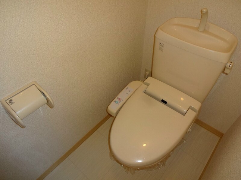 ヴィラ・エトワールBの物件内観写真