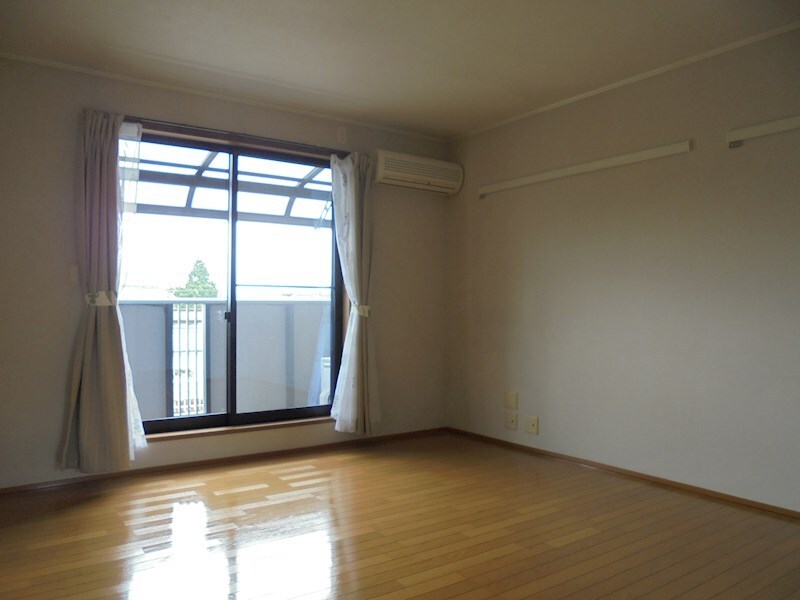 ドルトワール・イチカワの物件内観写真