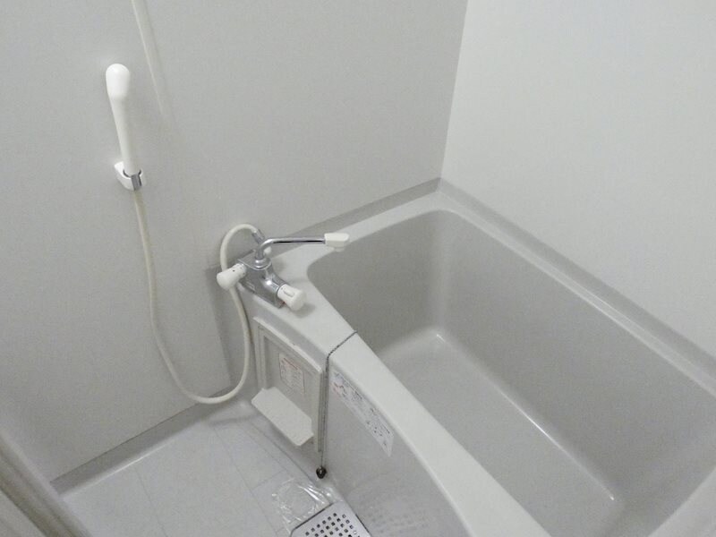 芳川コーポ南棟の物件内観写真