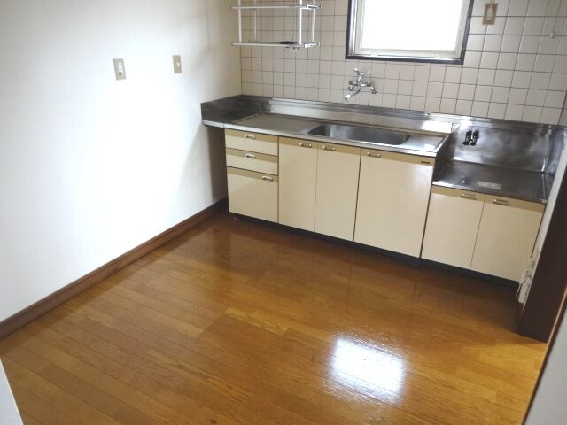 メゾンローズＡの物件内観写真