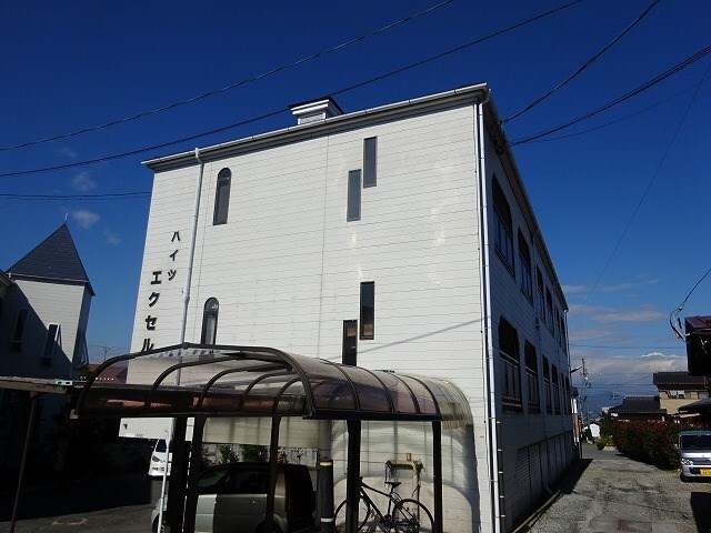 ハイツエクセルA棟の物件外観写真