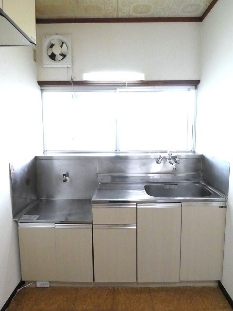 山岸アパートの物件内観写真