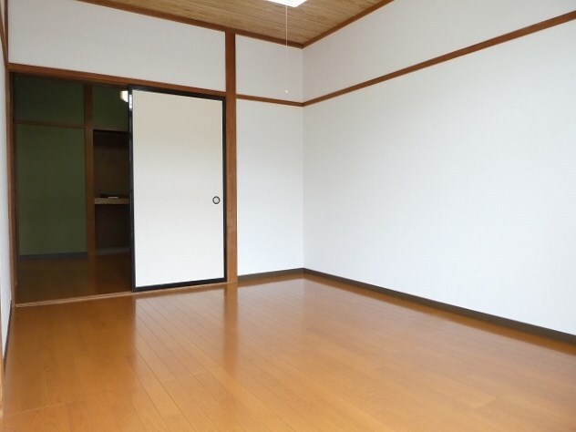 山岸アパートの物件内観写真