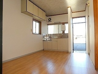 山岸アパートの物件内観写真