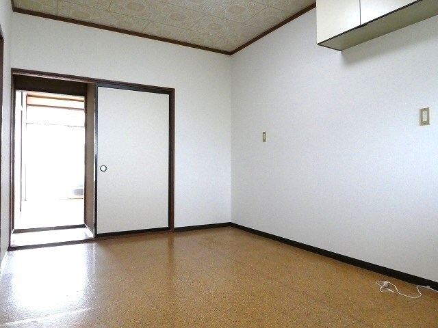 山岸アパートの物件内観写真