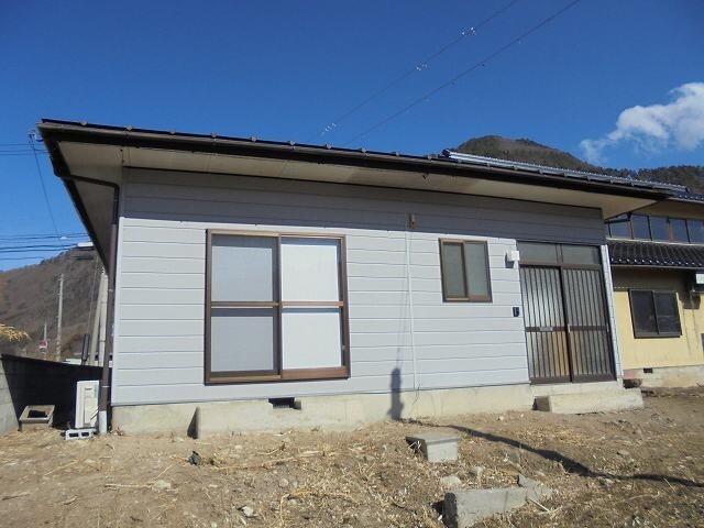 保科アパートの物件外観写真