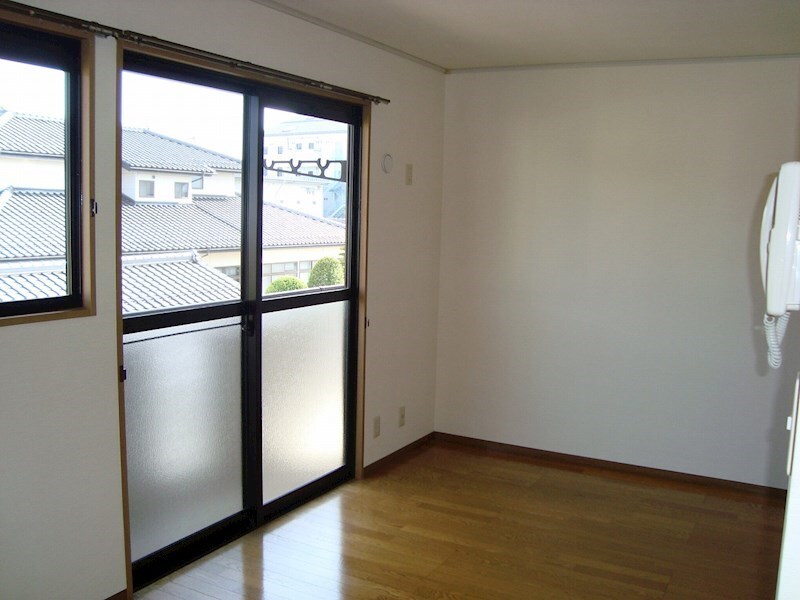 ラ・プレーヌEの物件内観写真