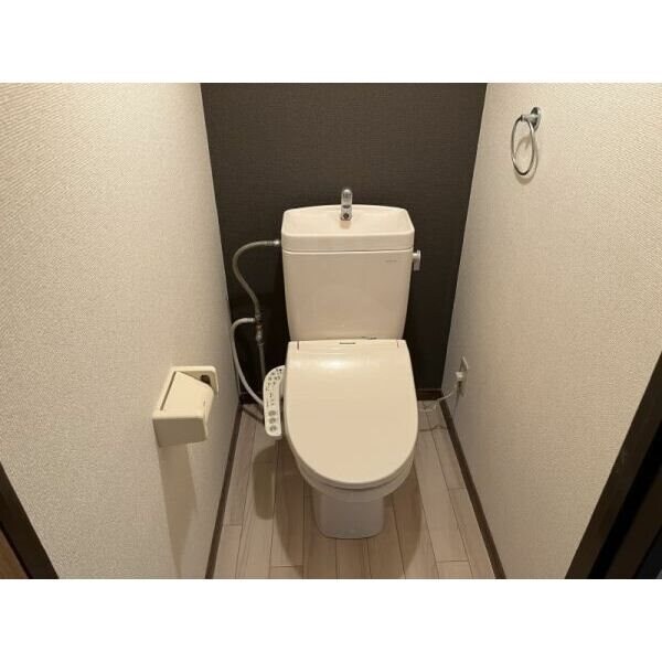 ファミーユ新村Aの物件内観写真