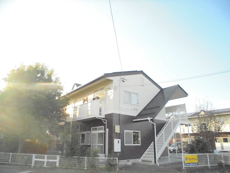 ファミーユ新村Aの物件内観写真