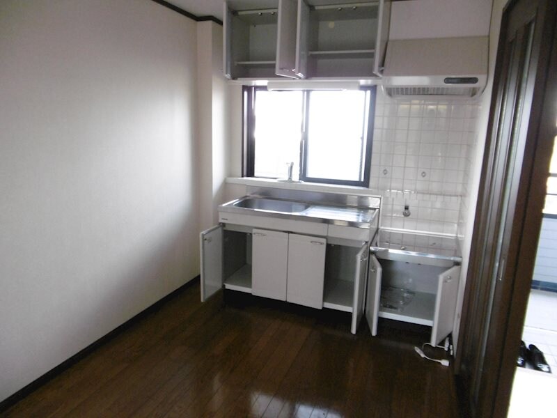 カーサフィオーレの物件内観写真