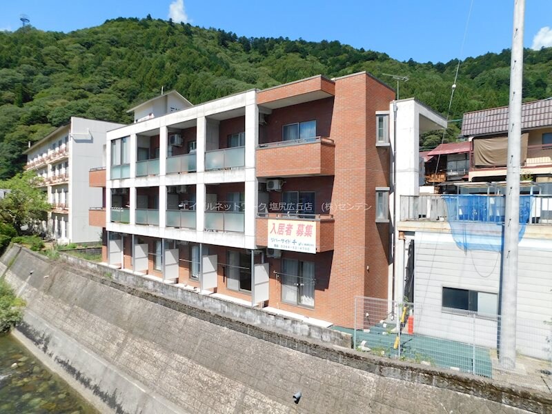 リバーサイド千の物件外観写真