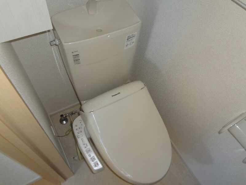 エスパニョールｄｏｓの物件内観写真