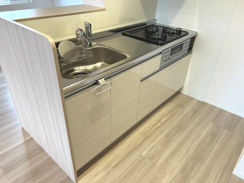 THREEの物件内観写真