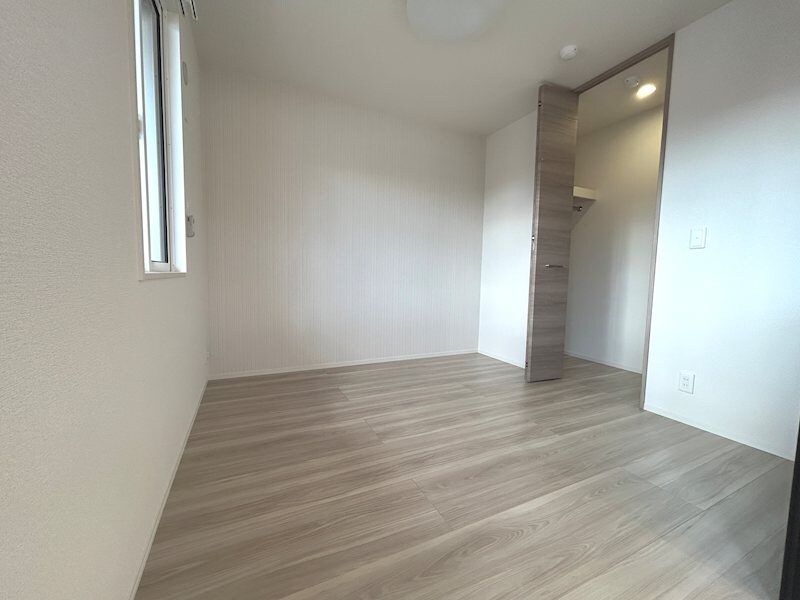 THREEの物件内観写真