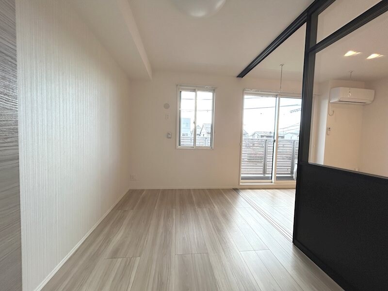 THREEの物件内観写真