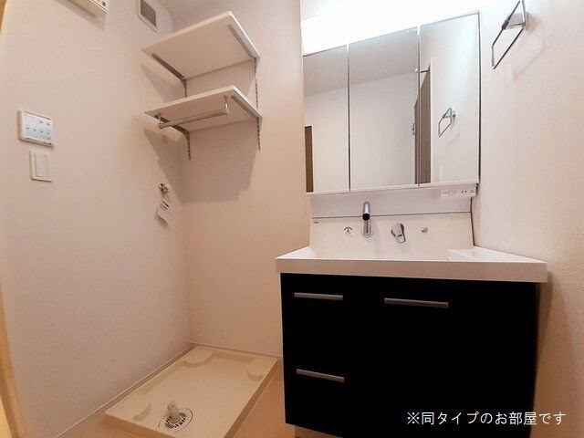 フィールドヒル塩尻IIの物件内観写真