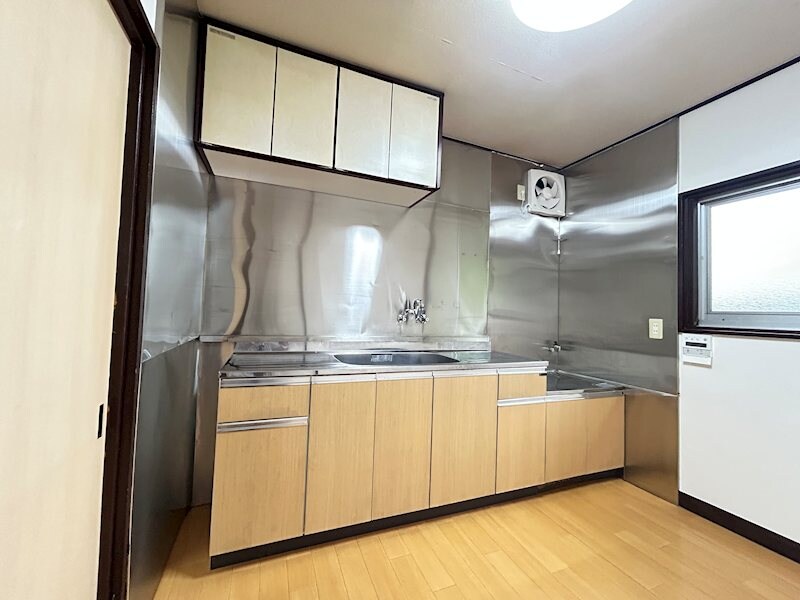 山口貸家の物件内観写真