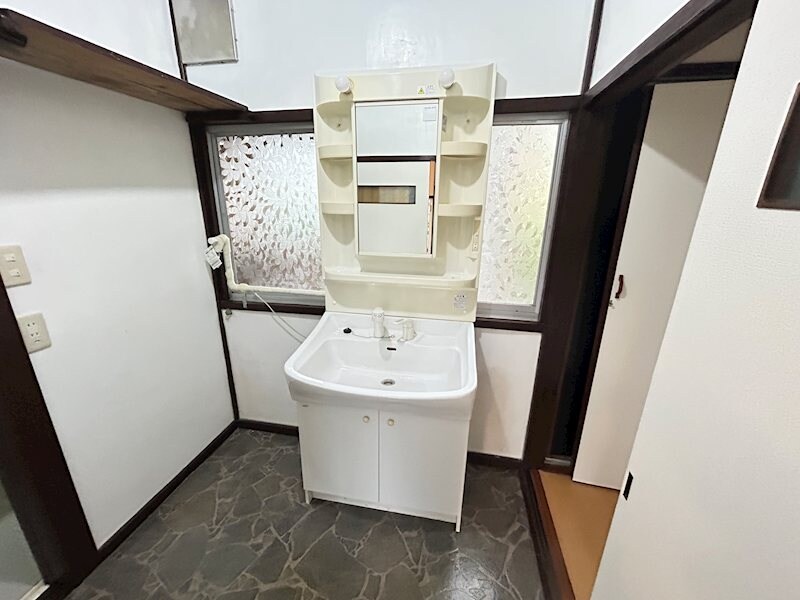 山口貸家の物件内観写真