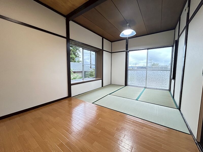 山口貸家の物件内観写真