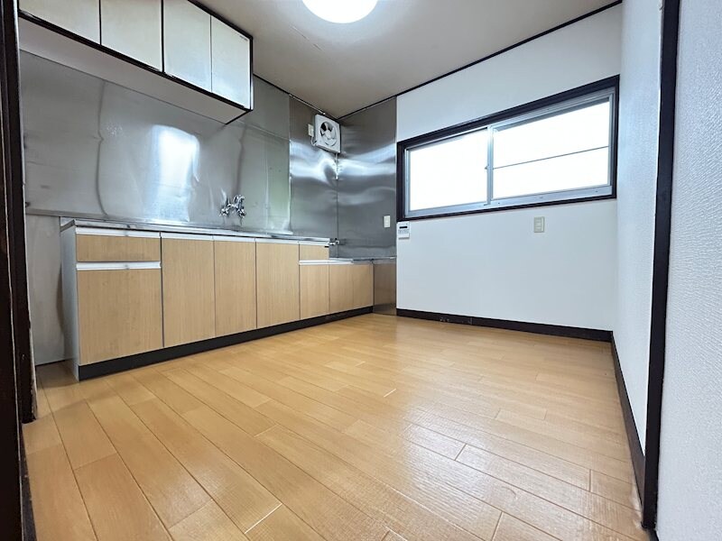 山口貸家の物件内観写真