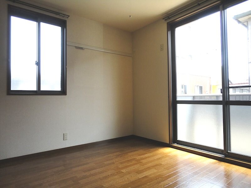 ディアスかすみＡの物件内観写真