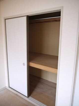 フレグランスアクローンの物件内観写真