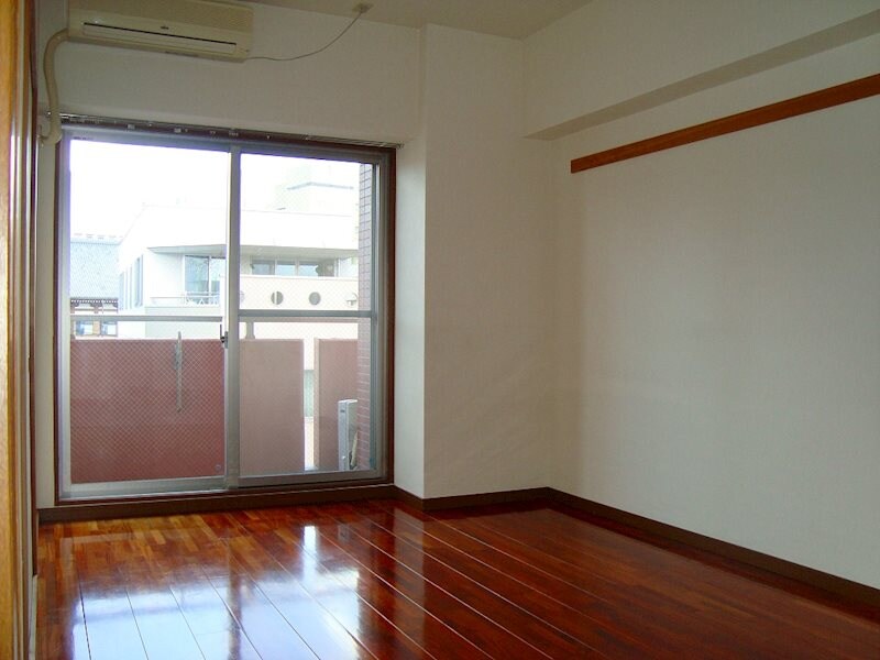 ロワール中央ビルの物件内観写真