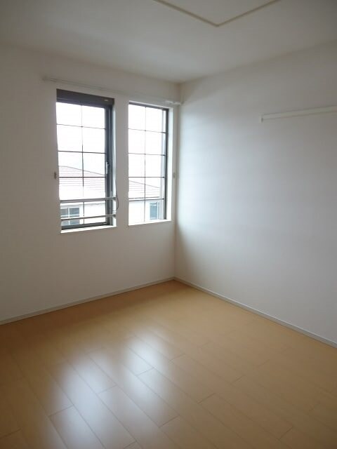 フレスクーラ蟻ヶ崎 IIの物件内観写真