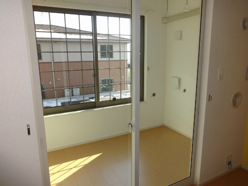 フレスクーラ蟻ヶ崎 IIの物件内観写真