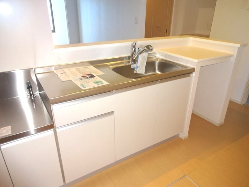 フレスクーラ蟻ヶ崎 IIの物件内観写真