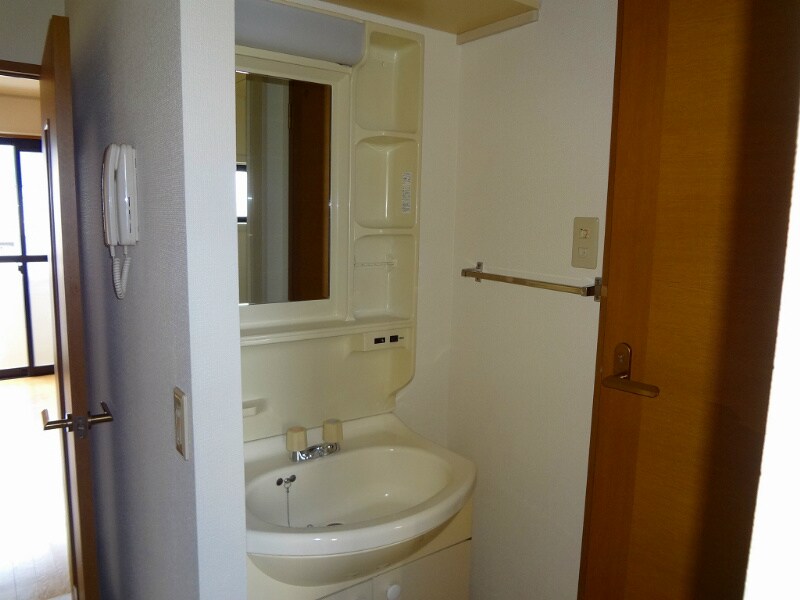 ハイツシャルマンの物件内観写真